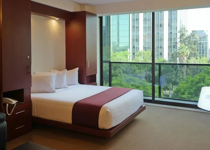 Capri Reforma ángel 380 Apartahotel